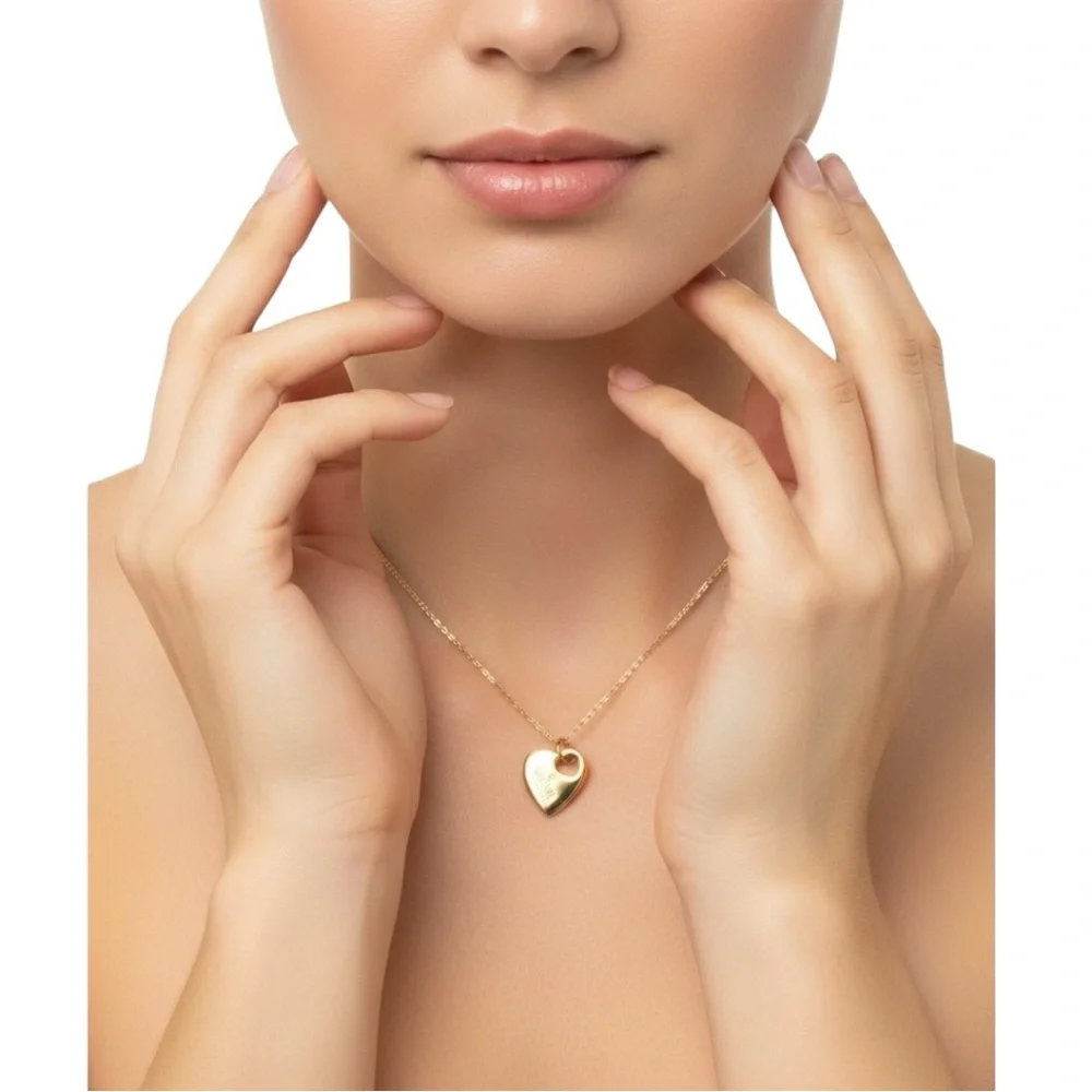 GUCCI Authentic Gold Heart Charm Pendant for Necklace - Picture 6 of 10
